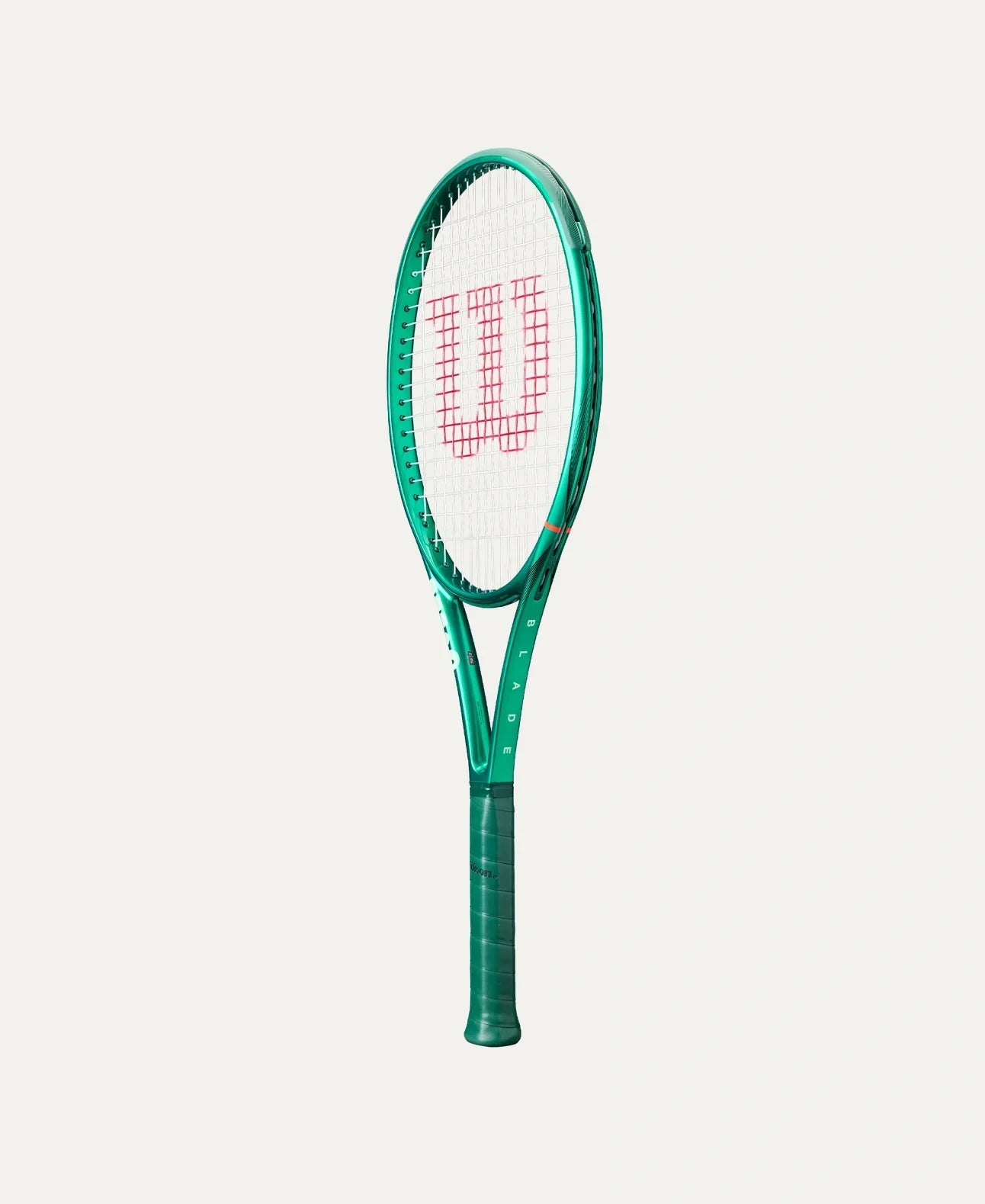 Dominate the Court: Wilson Blade 100L V10 - Lightweight Power