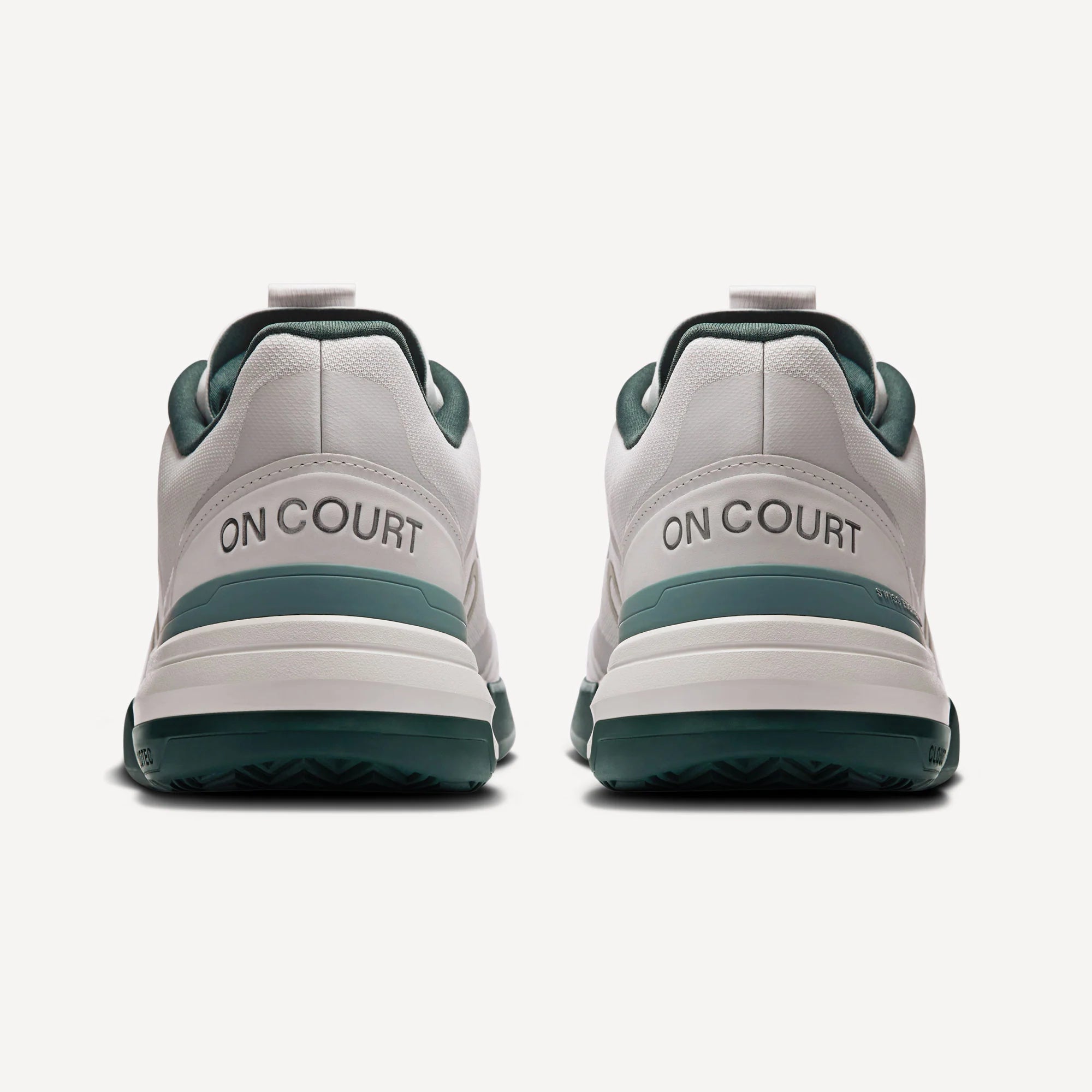 On The Roger Advantage Pro Men's Hard Court Tennis Shoes