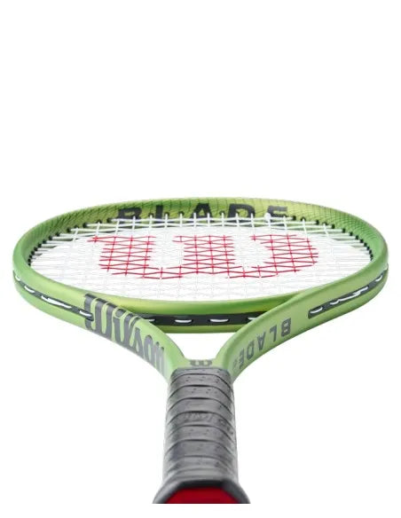 RACKET WILSON BLADE FEEL 100 267GR 2026